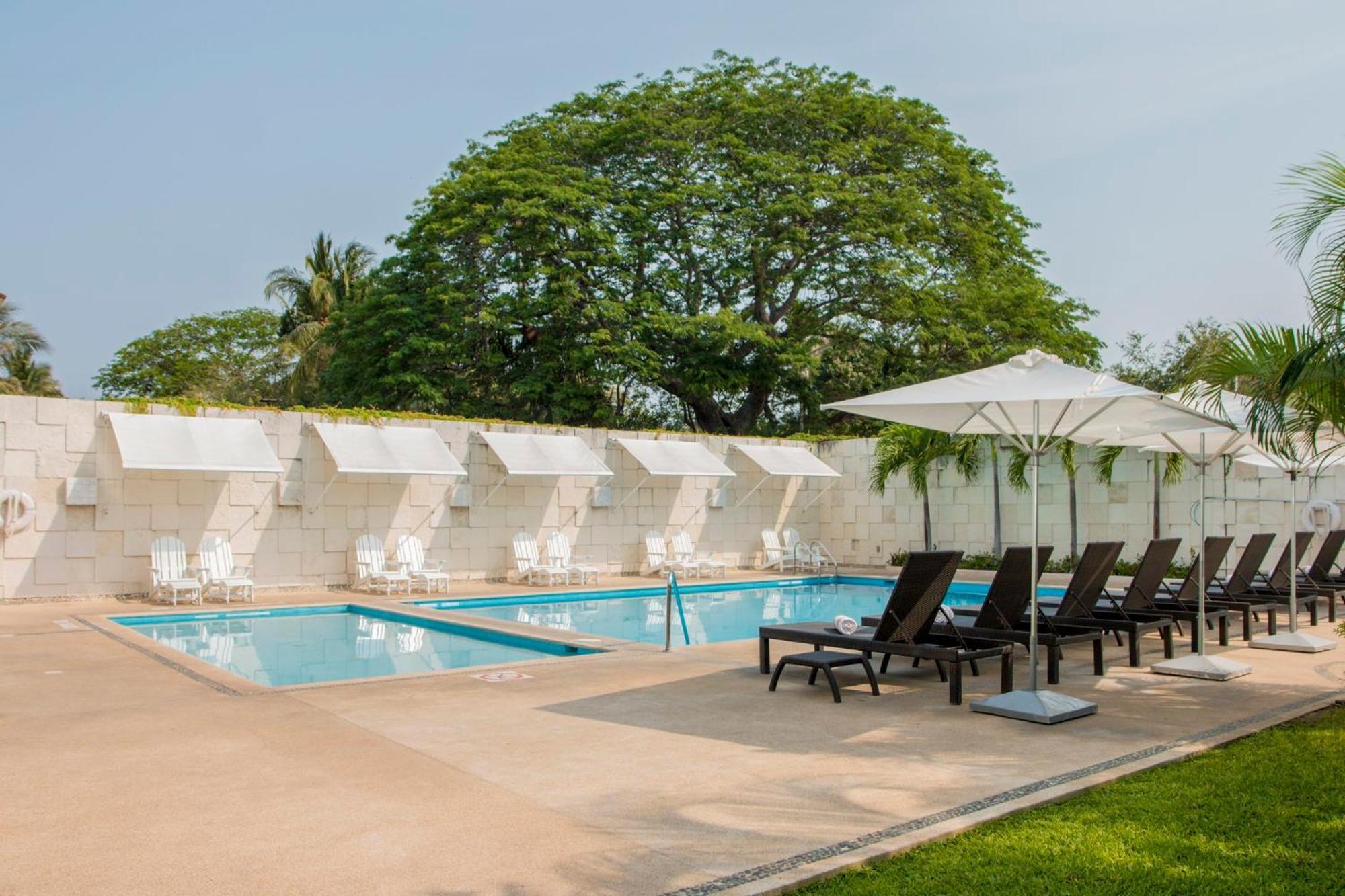 Holiday Inn Acapulco La Isla By Ihg Bagian luar foto